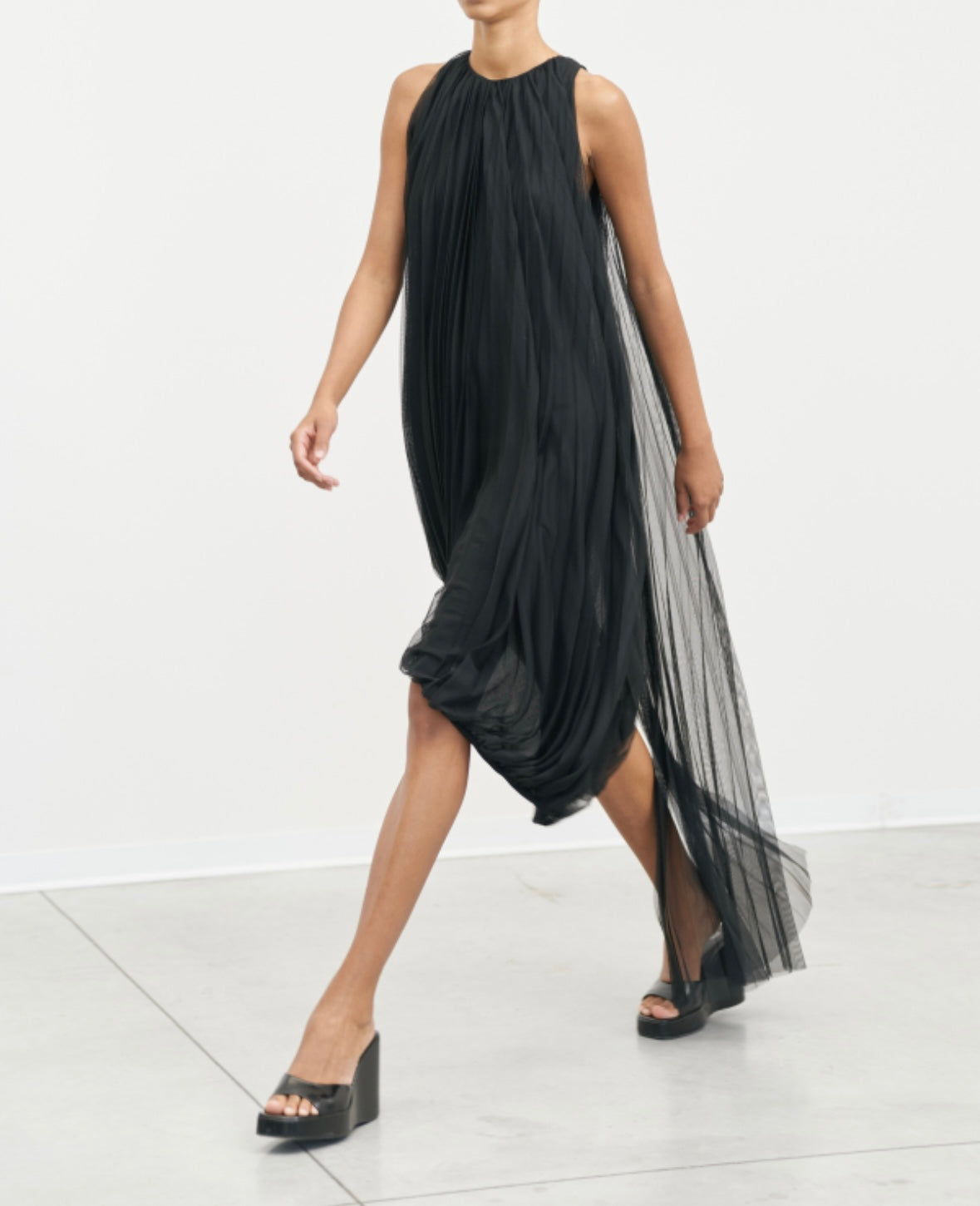 Abito “Black Poem” in Tulle Drappeggiato