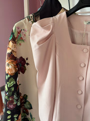 Giacca Couture Rosa Cipria con Spalle Scultura