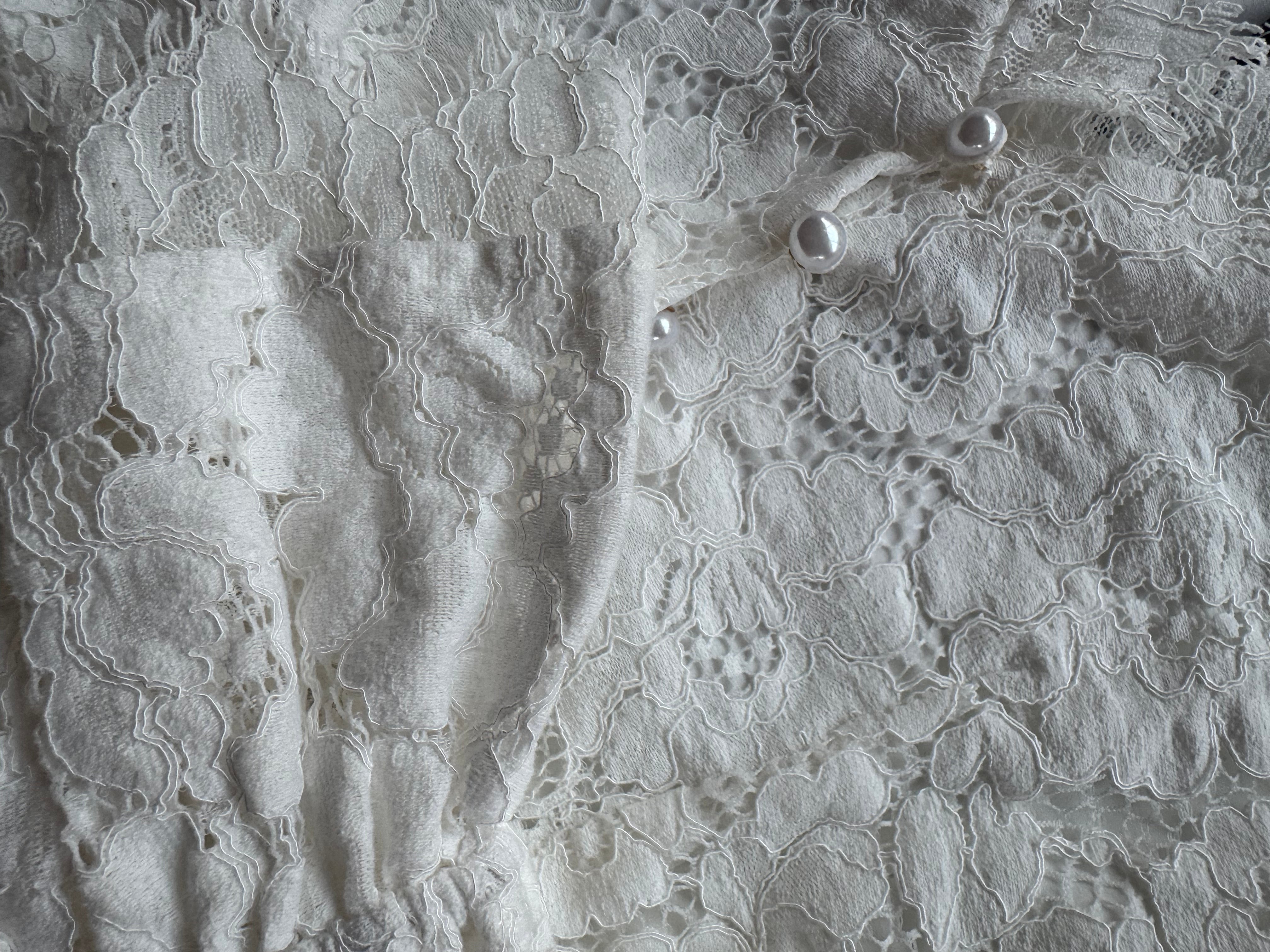 Corpetto Couture in Pizzo Avorio con Maniche Romantic